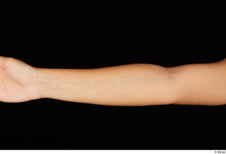 Zahara forearm nude 0002.jpg